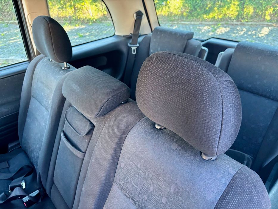 Opel zafira  7 lugares a gasolina