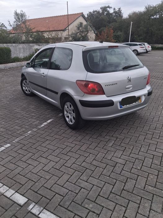 Vendo Peugeot 307 1.4hdi comercial ano 2003