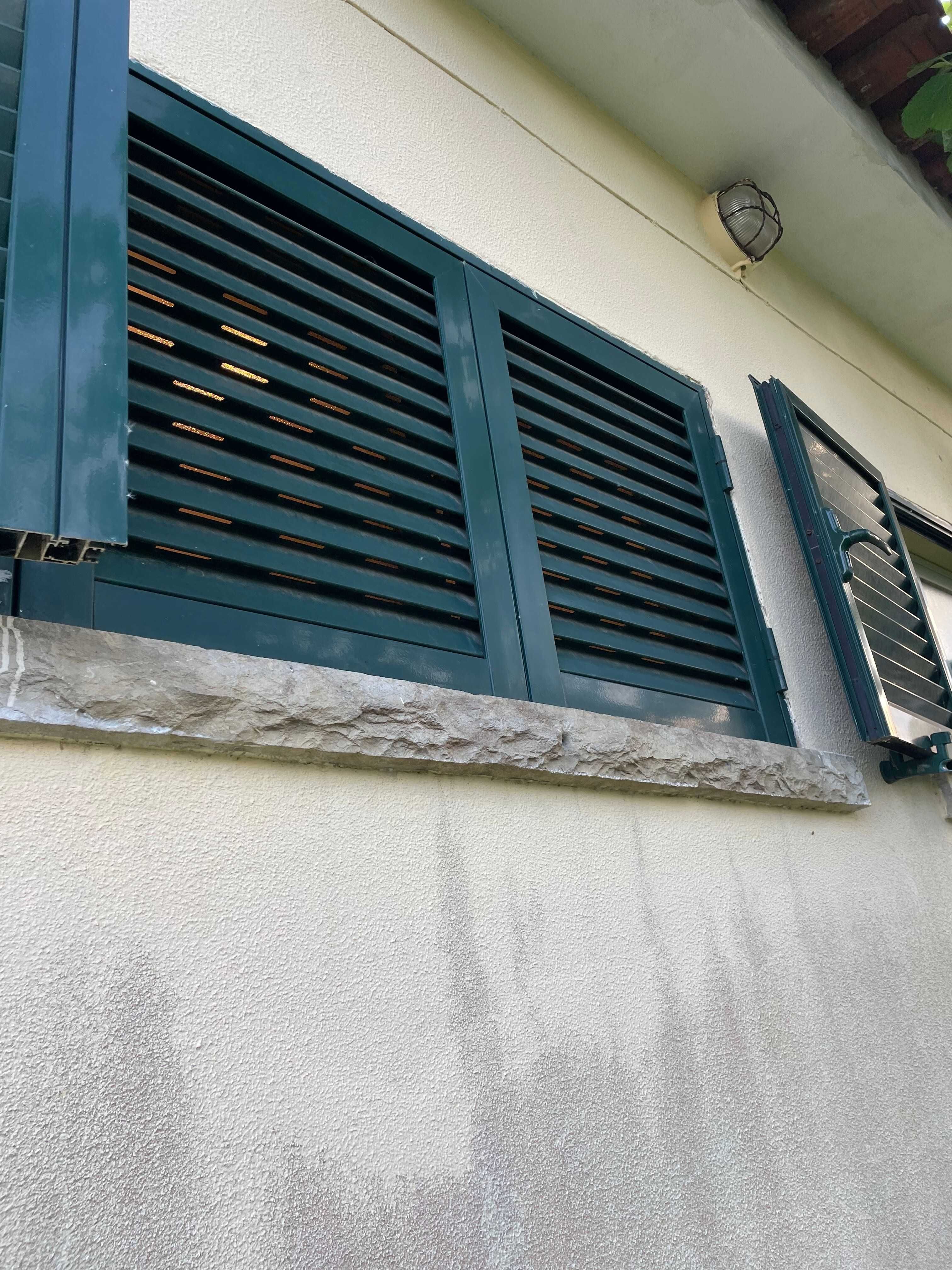 9 x Janelas + 9x Portadas em bom estado
