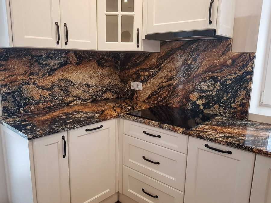 Blaty kuchenne Granitowe łazienkowe schody parapety kominki posadzki