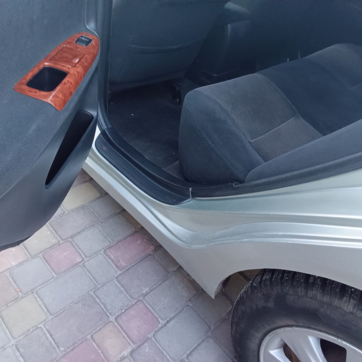Toyota Camry 30  3600 $