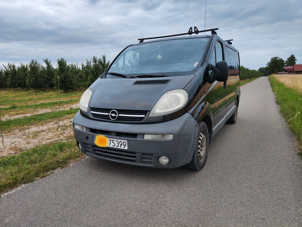 Opel Vivaro 1.9 DTi 2003r HAK Radio Android WEBASTO ZAMIANA