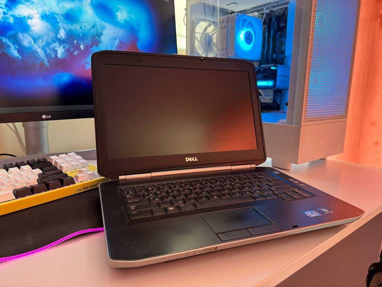 Ноутбук Dell P16G, гарний стан - 8 GB DDR3, SSD 240 GB, i5 2430-m