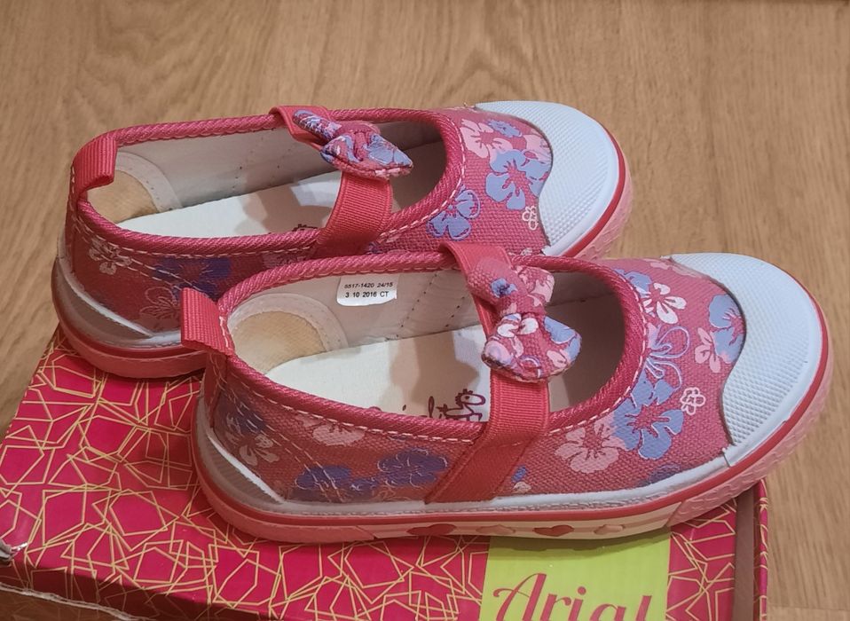 Макасіни (кеди) Arial для дівчинки, 24 розмір