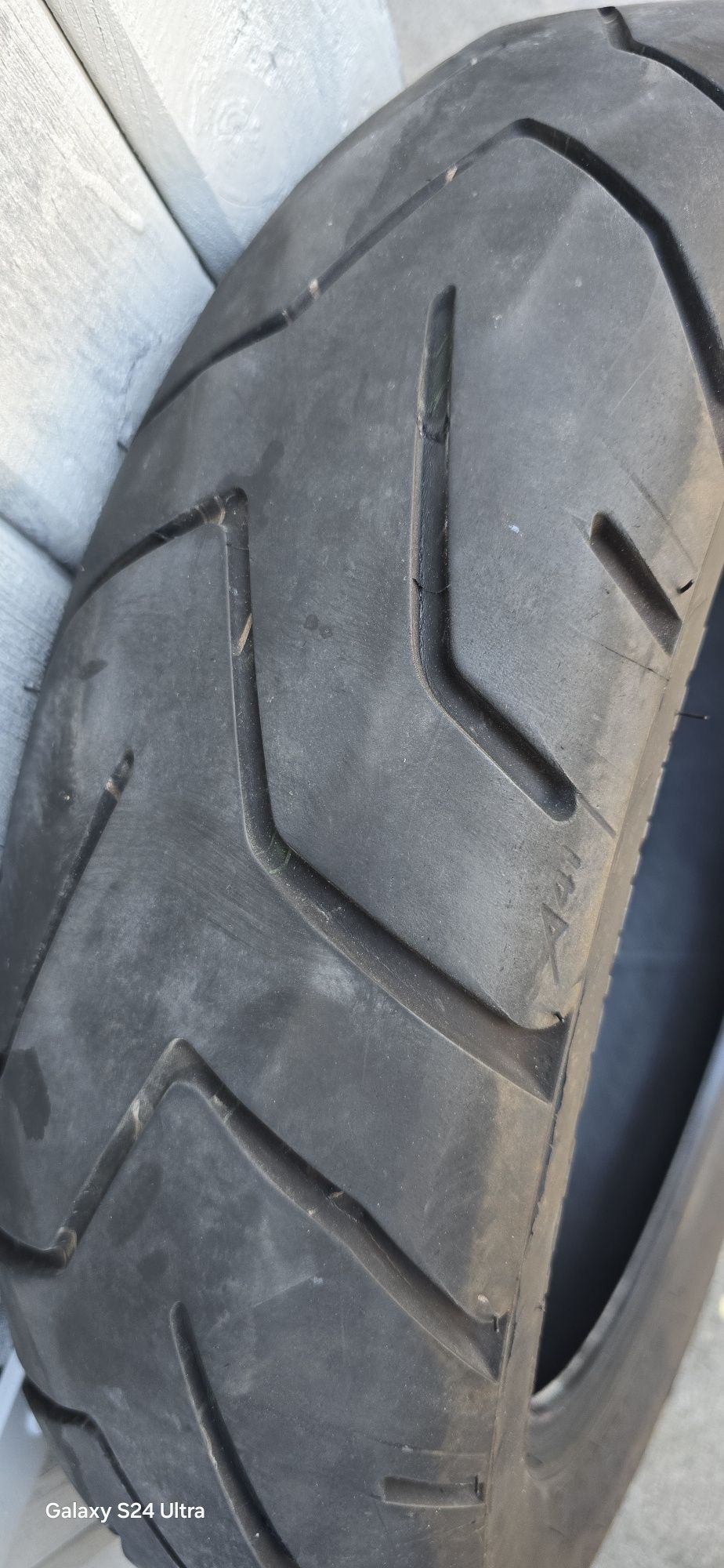 Opony 110/80 R19 oraz 150/70 R17 Bridgestone