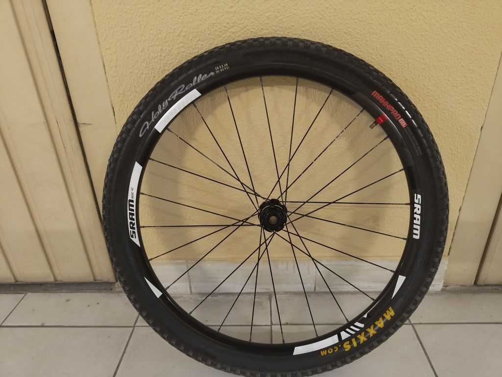 Roda 26" SRAM Rise 40 15x100mm