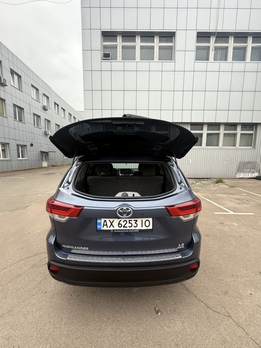 Toyota Highlander 2017 AWD 3.5 V6  Відмінний стан  110 000 км