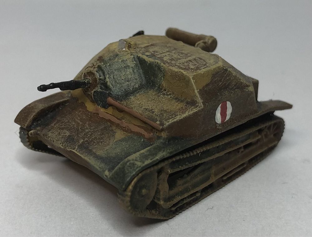 Tankietka TKS z CKM skala 1/72