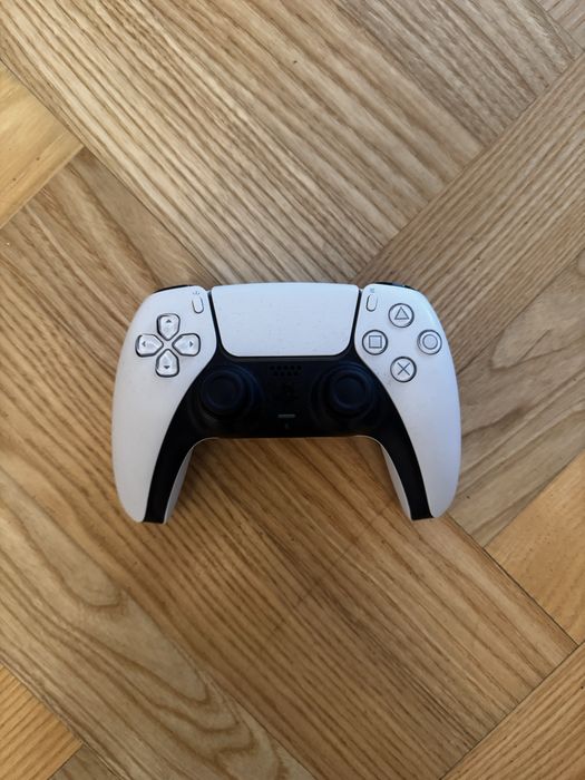 Konsola Ps5 z napędem | 1 TB | Stan idealny | z pudełkiem i wszystkim