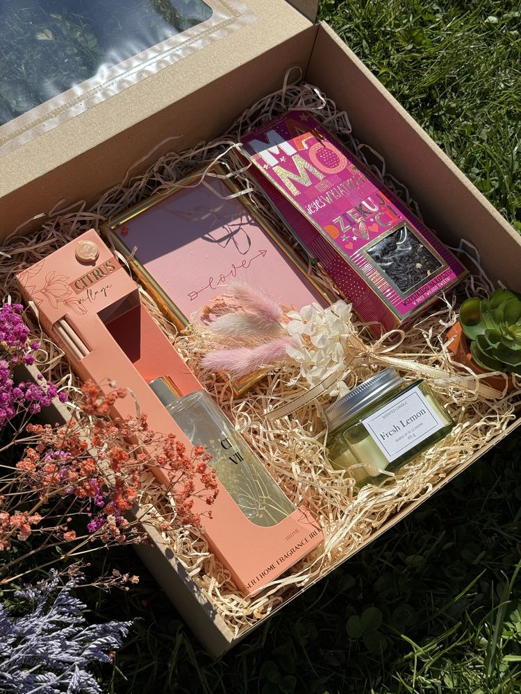 Box, zestaw, pudelko, kosz prezentowy, urodzinowe, dla mamy