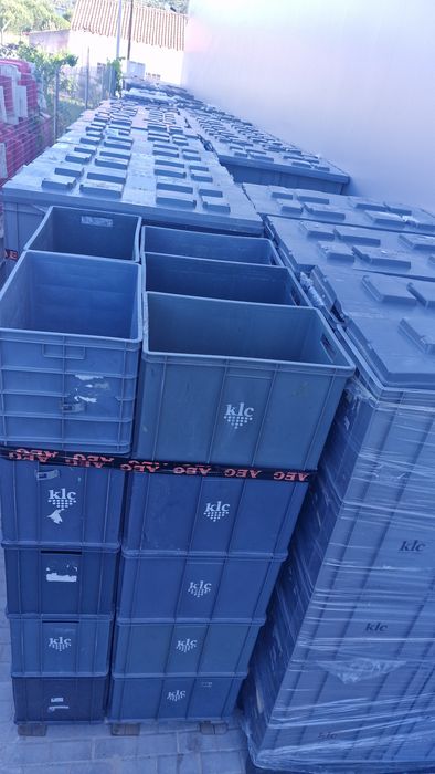 Caixas caichas palotes plástico 600x400x440 e 600x400x120