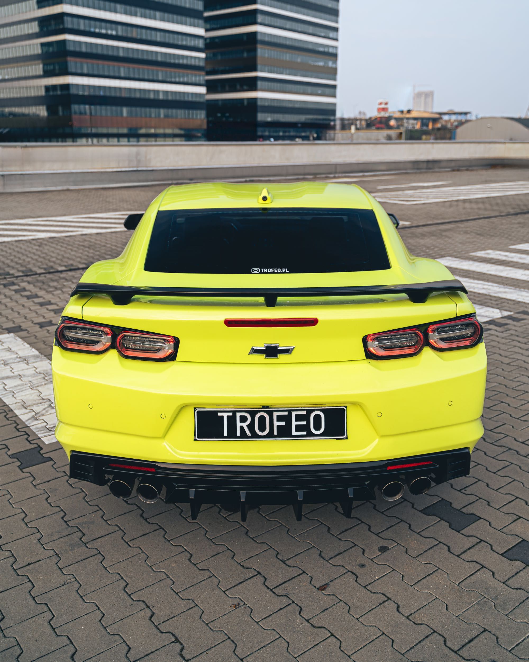 Wynajem Chevrolet Camaro SS 6.2 V8 WYDECH bez kaucji wypożyczalnia