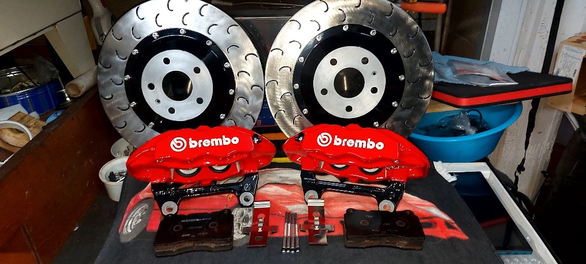 Travagem brembo audi rs3 8p ler texto