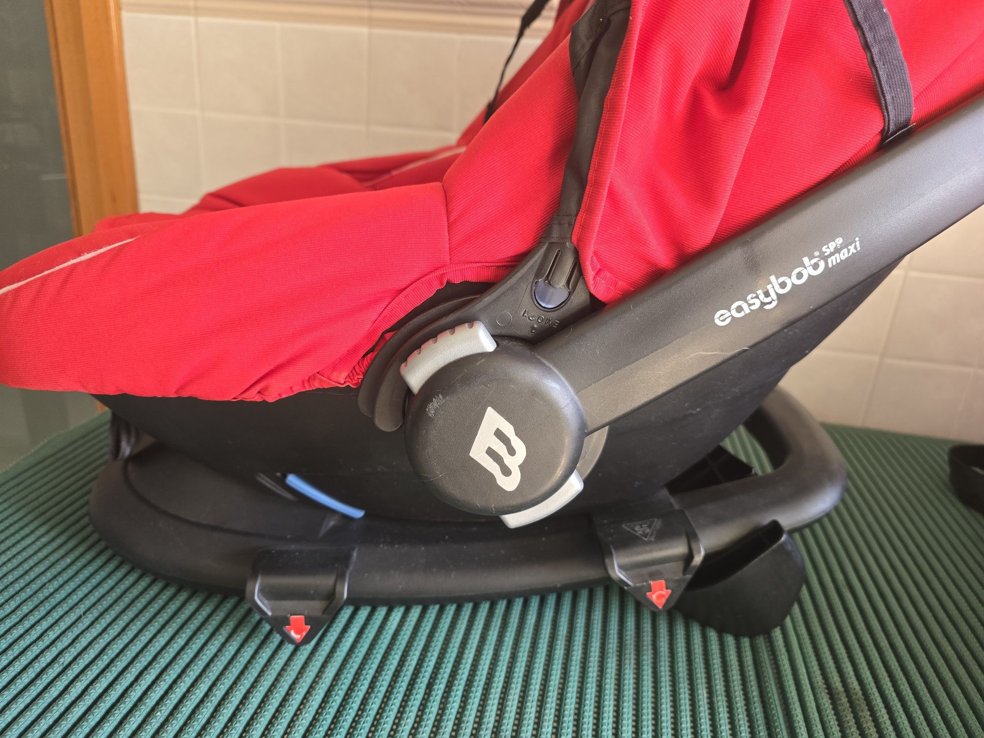 Ovo bebecar com isofix
