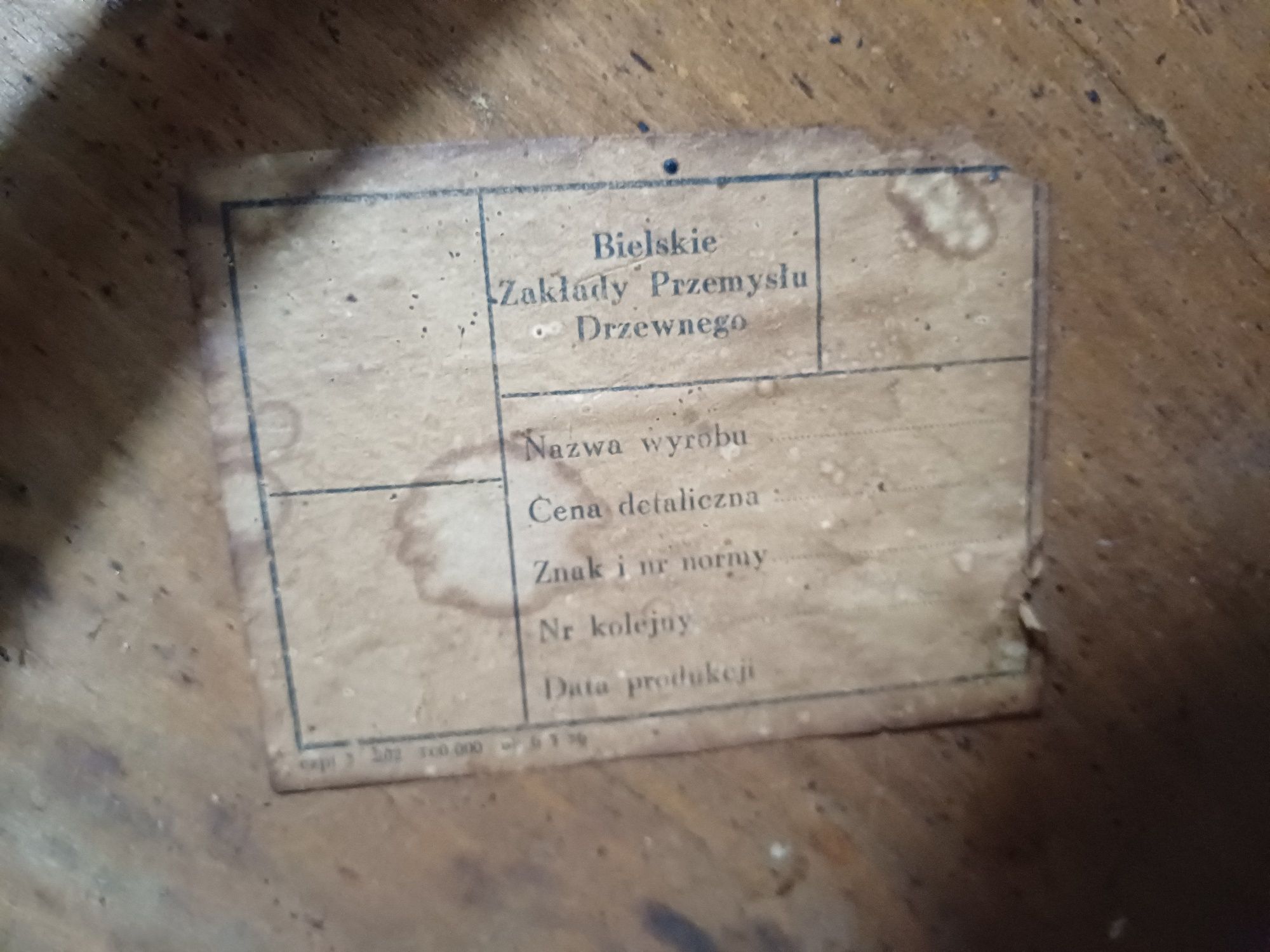 Stare krzesła Bielskie Zakłady Przemysłu drzewnego