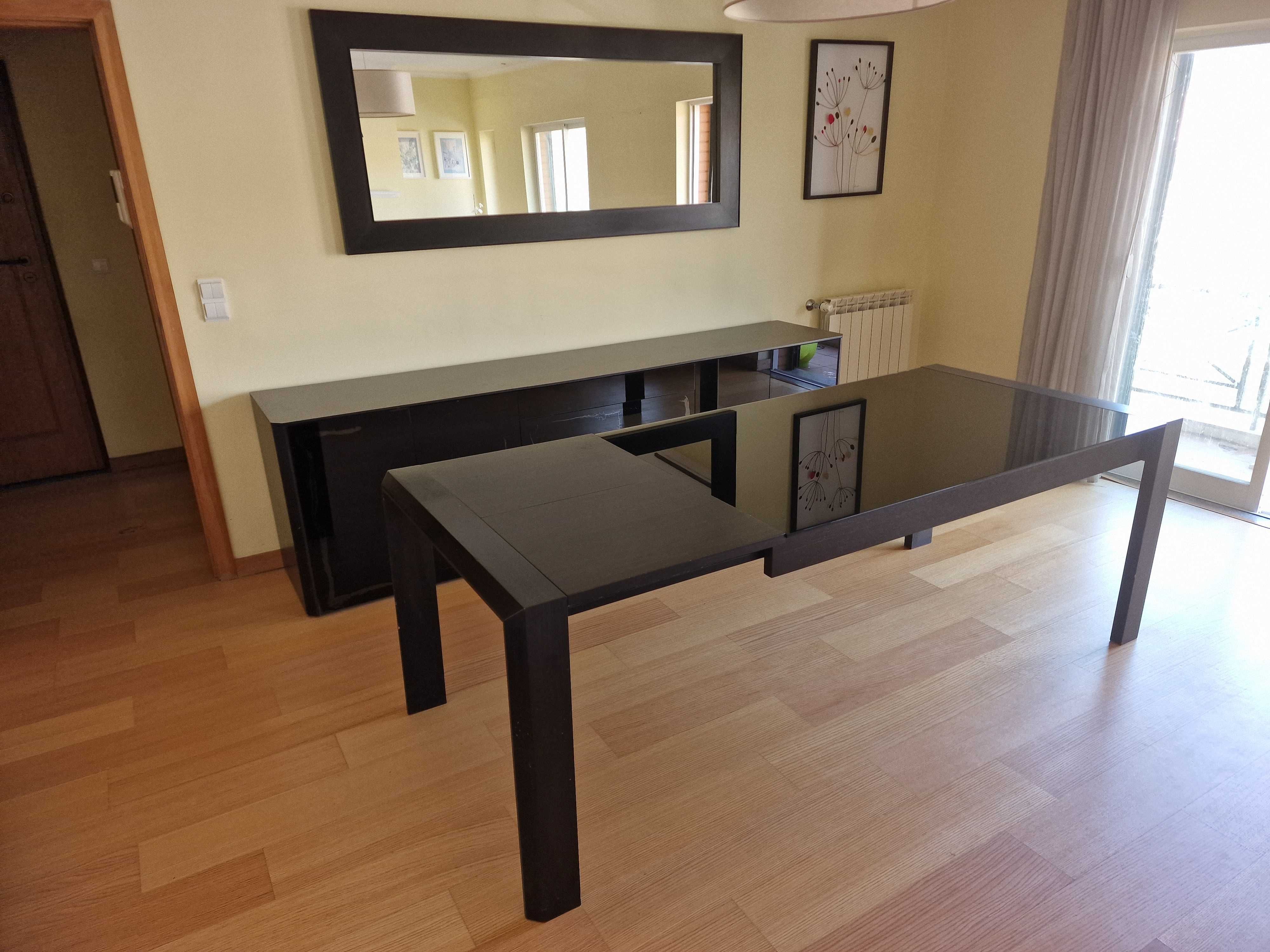 Conjunto Mesa Refeição e Espelho Moldura