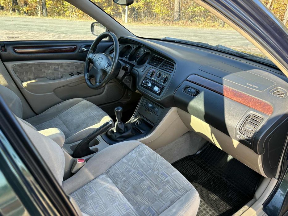 Honda Accord VI 1.8 benzyna