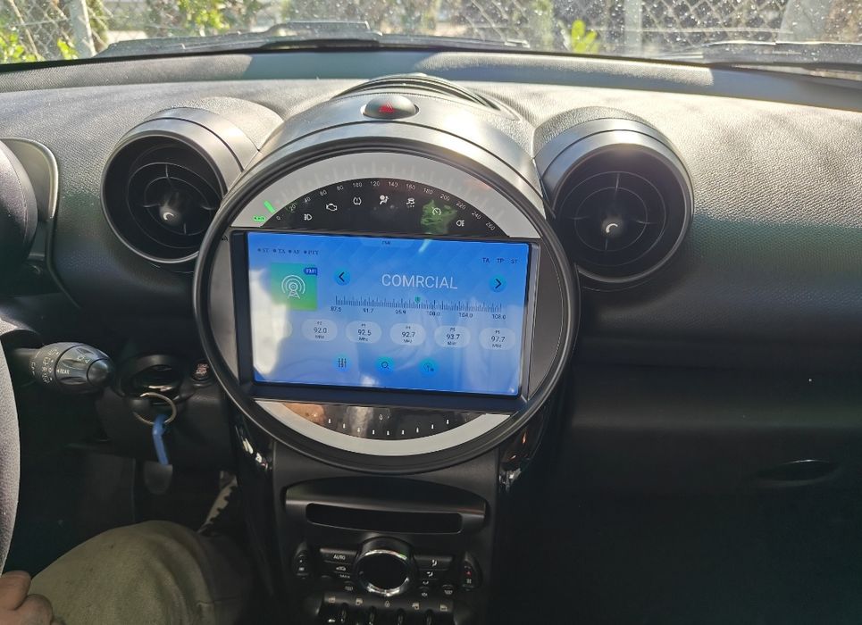 Radio 2 DIN 9" Mini Cooper Countryman (2011 a 2016) + Android (4+32 GB