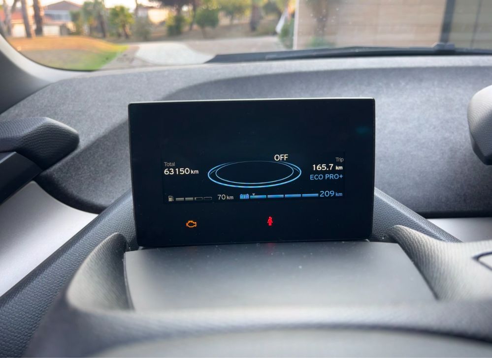 BMW i3 94Ah REx – 2017 impecavel trato financiamento