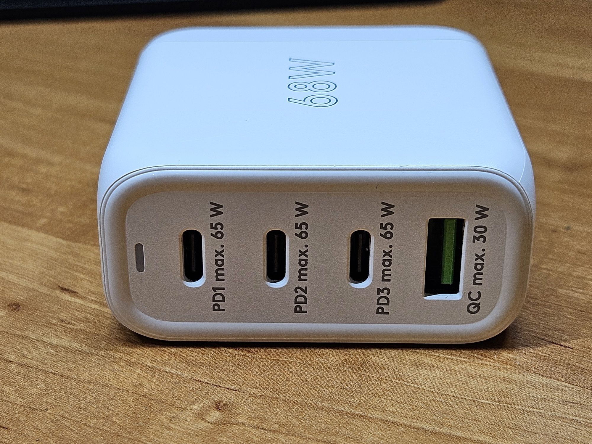 Ładowarka GooBay USB USB-C 68W QC PD 64822