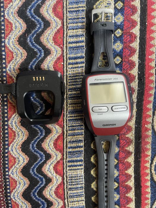 Часы для спорта Garmin