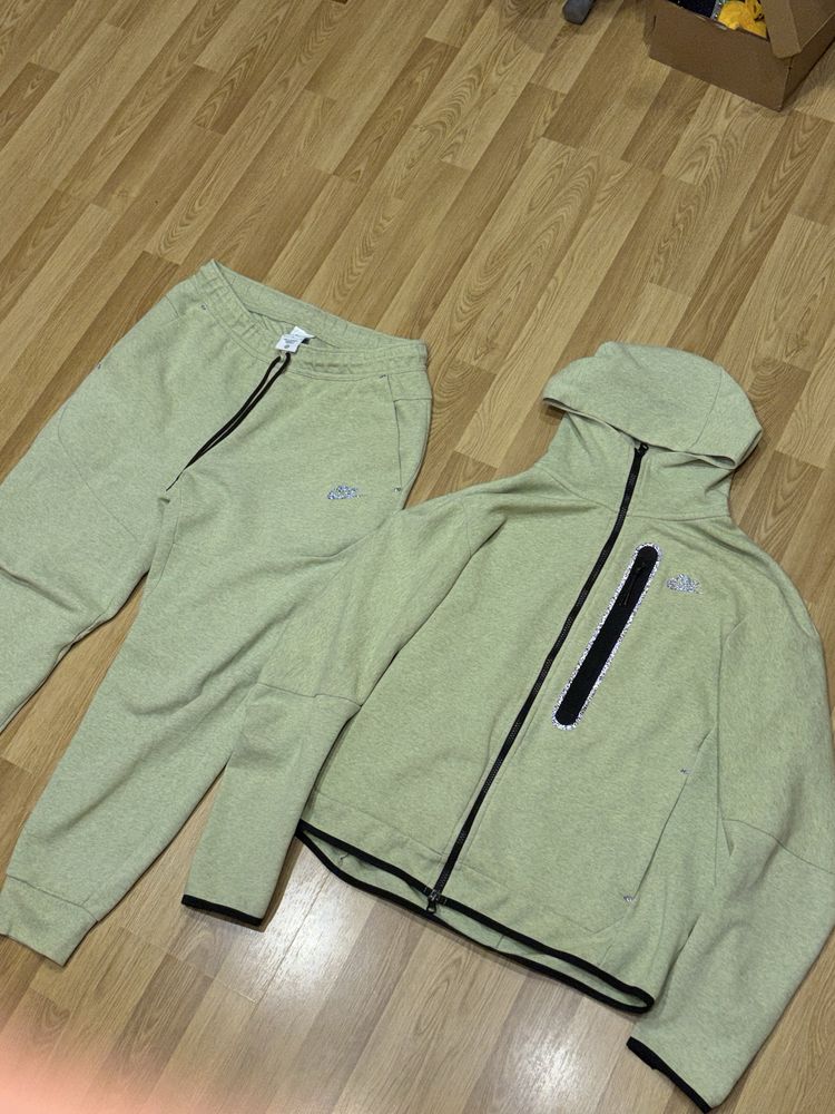 nike tech fleece костюм