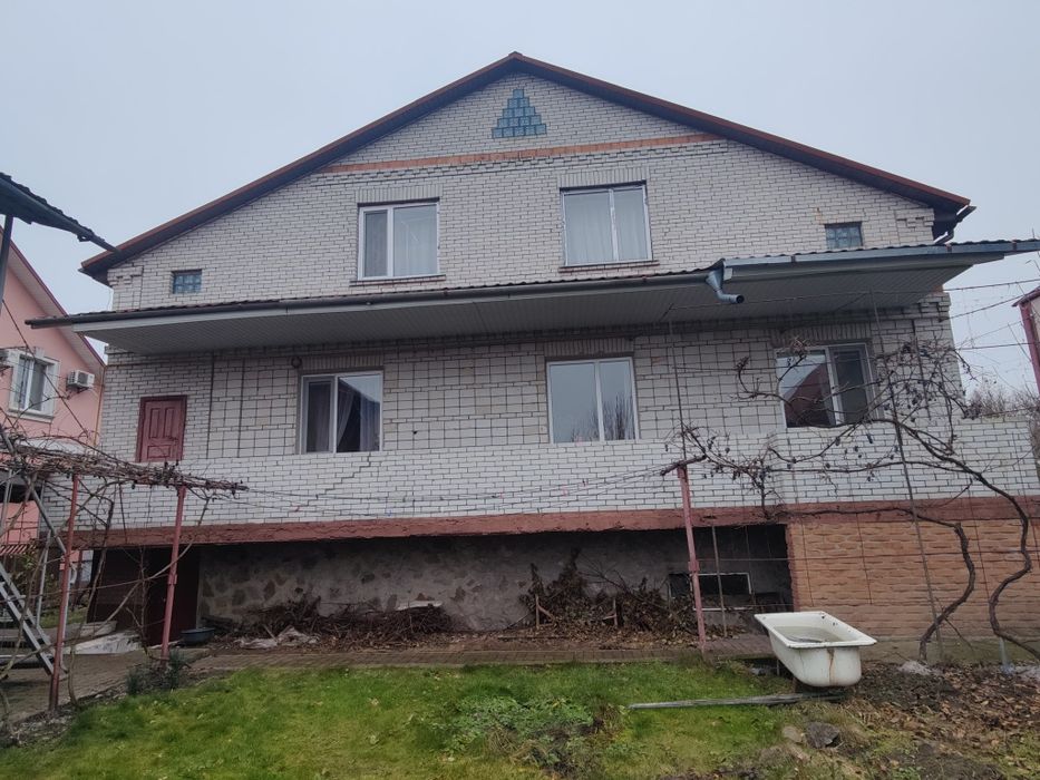 Будинок, який ЗАРОБЛЯЄ! Ідеально для оренди та бізнесу!