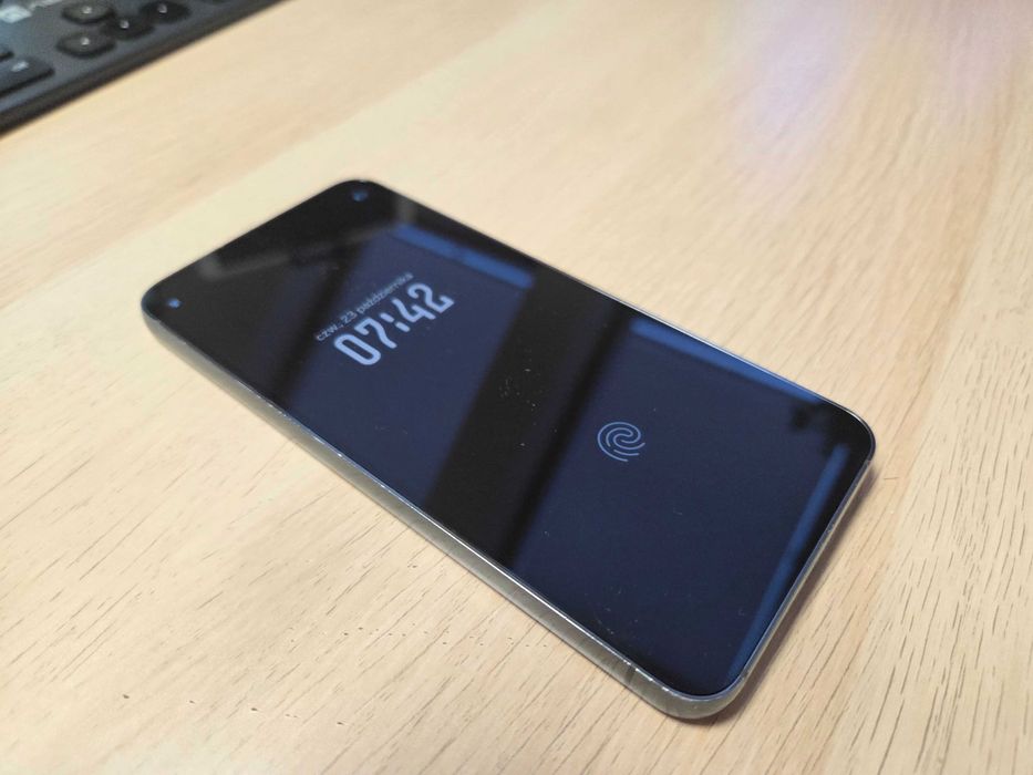 Samsung Galaxy S23 5G 8/128GB SM-S911B/DS Bardzo dobry stan