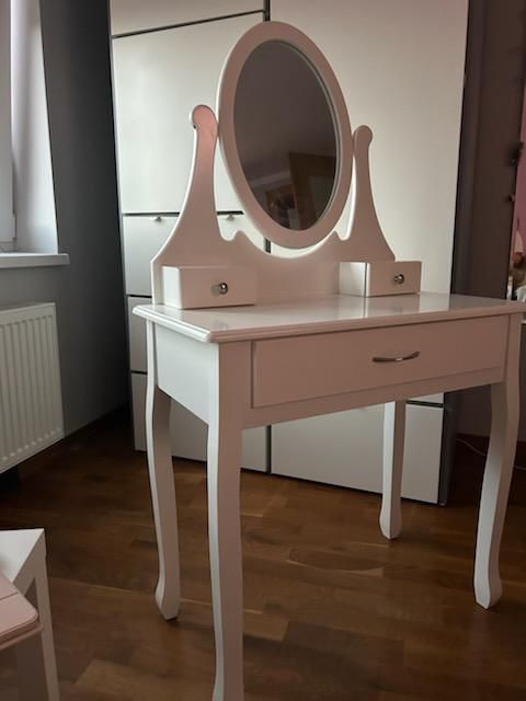 Toaletka Lorena styl starodawny