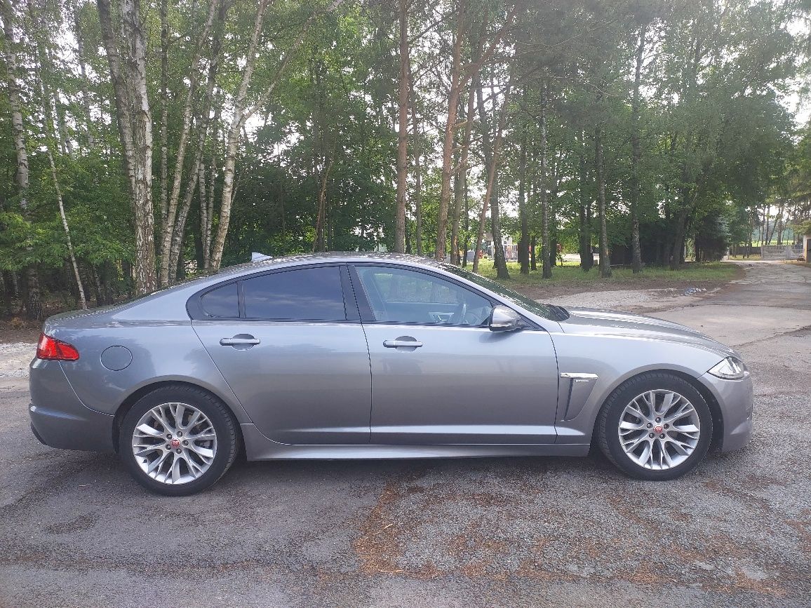Jaguar XF 2.2d R Sport  silnik 224dt 190 km Przód Części Felgi 18"