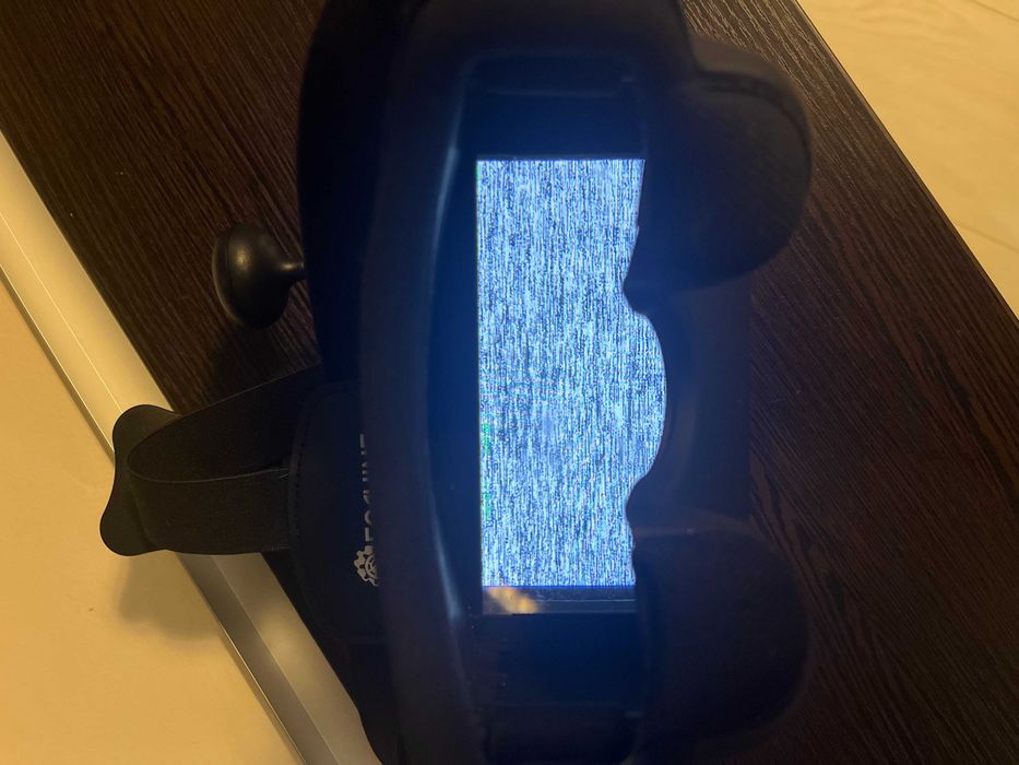 Eachine EV800D – окуляри для польотів FPV