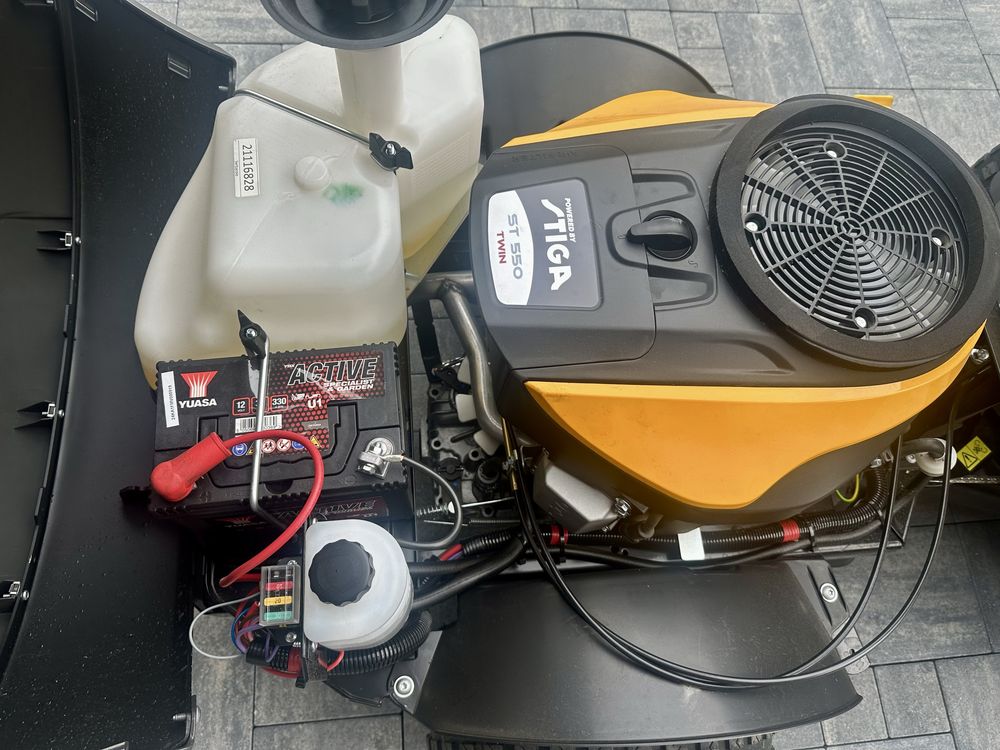 Traktor Ogrodowy STIGA Park 500 W + Agregat Tnący Combi 100 Q Plus