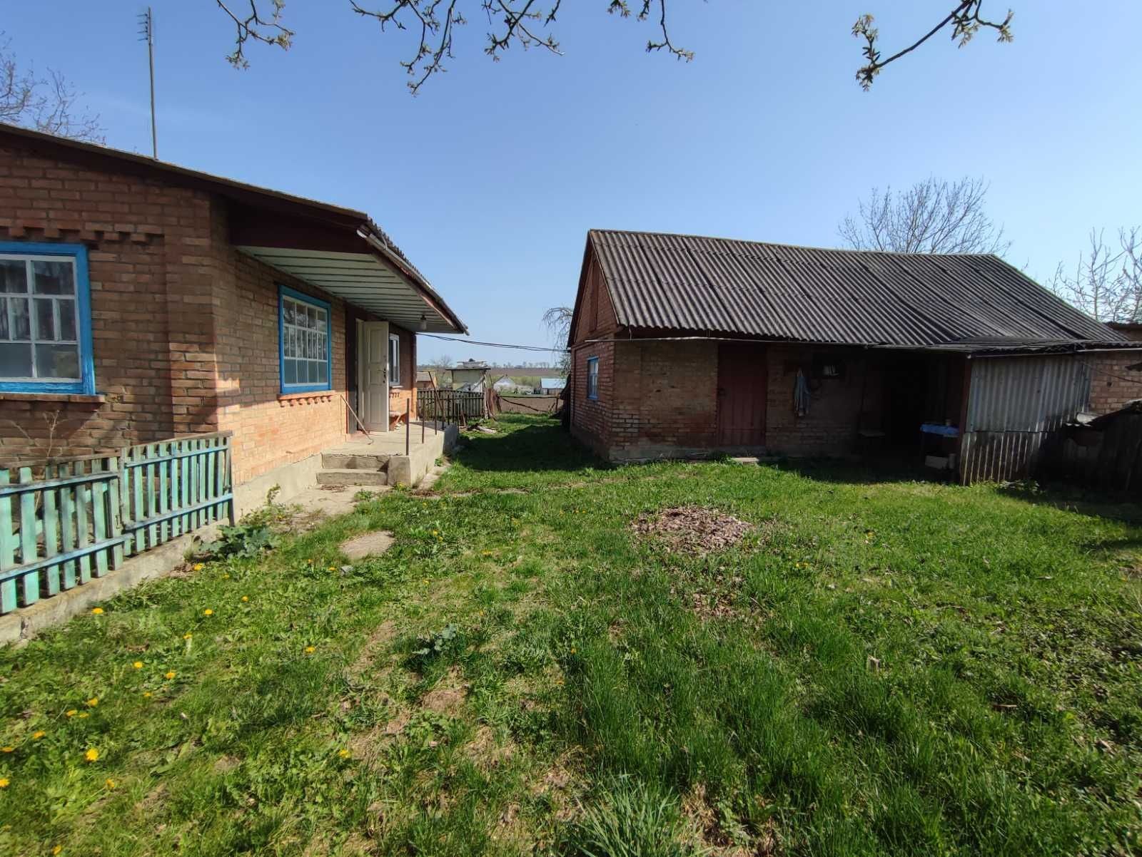 Продається будинок в селі Махнівка (Комсомольське), Хмільницького р-ну