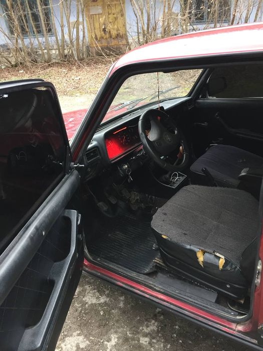 Продам ВАЗ 21043 2002