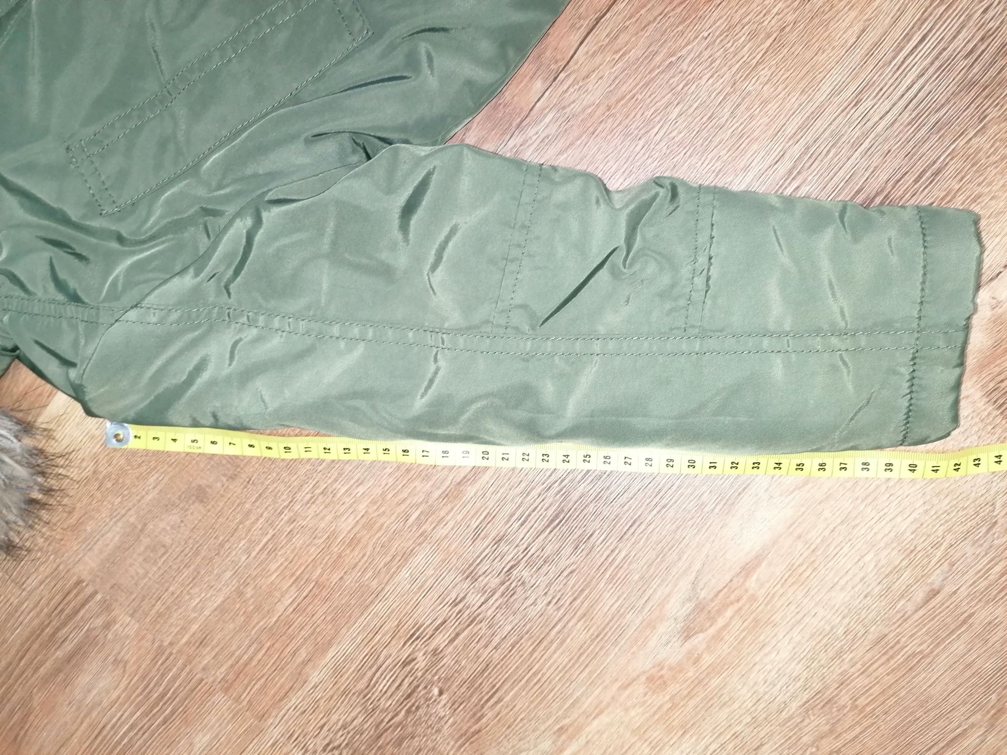 Парка утеплена h&m 4-5 років 110см