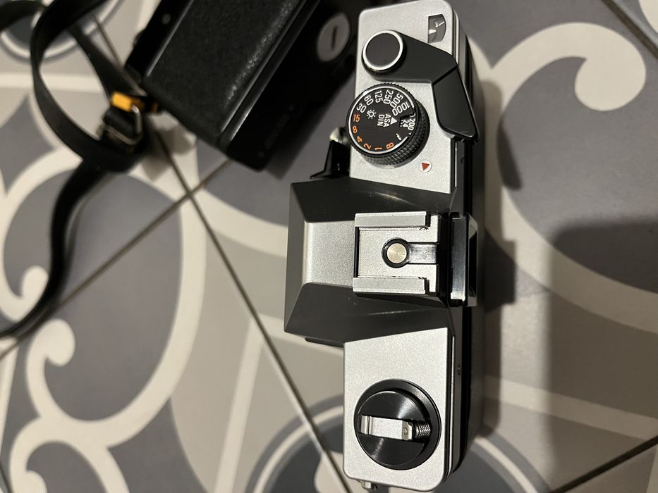 3 aparaty: 2 Praktica i Zenit