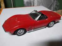 Chevrolet Corvette Stingray C3 1968 Revell 1992 1/18