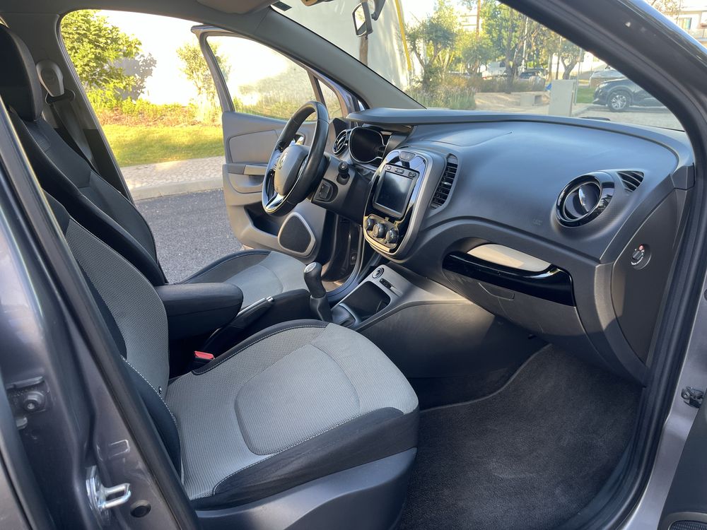 Renault captur como novo