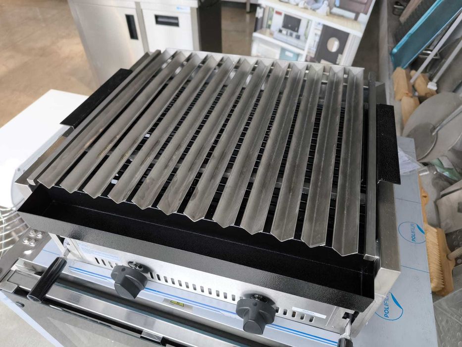 Churrasqueira / grelhador a gás com pedra lavica NOVO (COM GARANTIA)