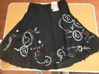 Czarna haftowana spódnica Desigual rozmiar IT 42/ DE 36/ ES 38