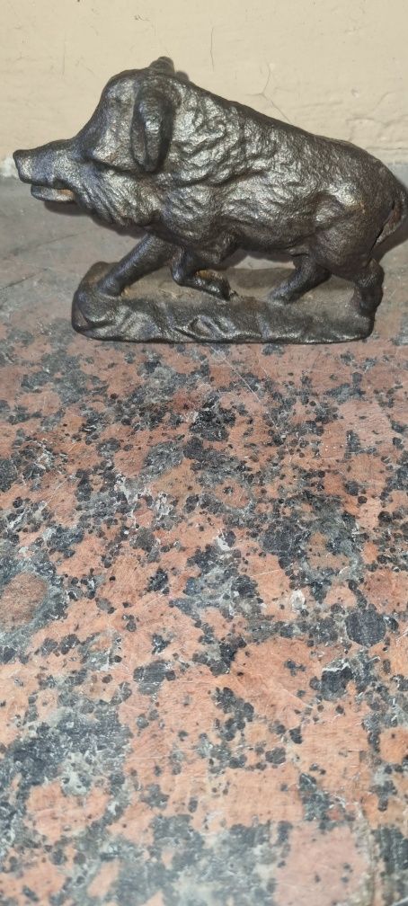Figura ozdobna dzik