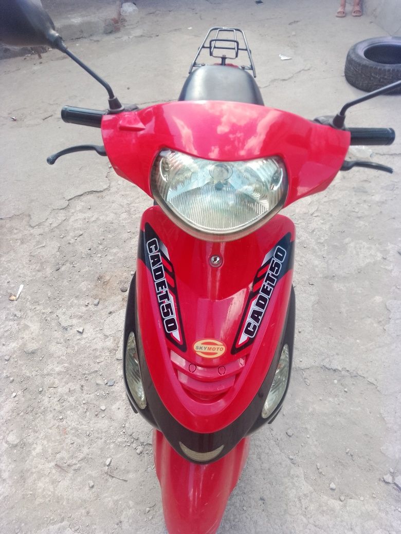 Продам скутер CADET 50