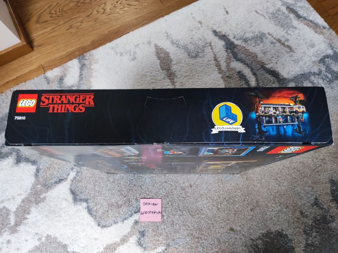 LEGO® 75810 Stranger Things - Druga Strona