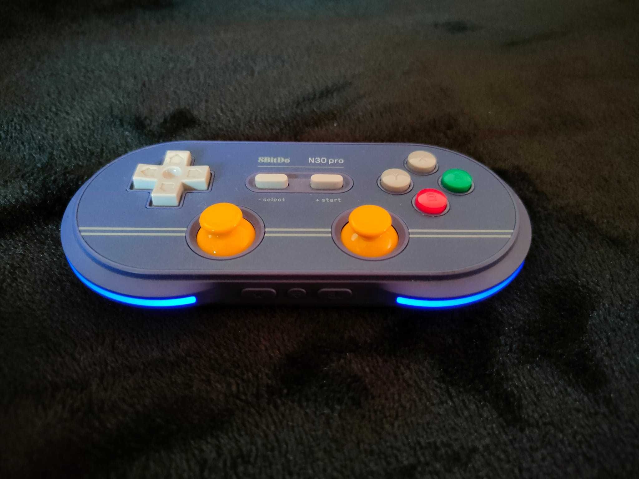 Pad / Controller / Kontroler 8bitdo N30 Pro 2 w kolorze GameCube