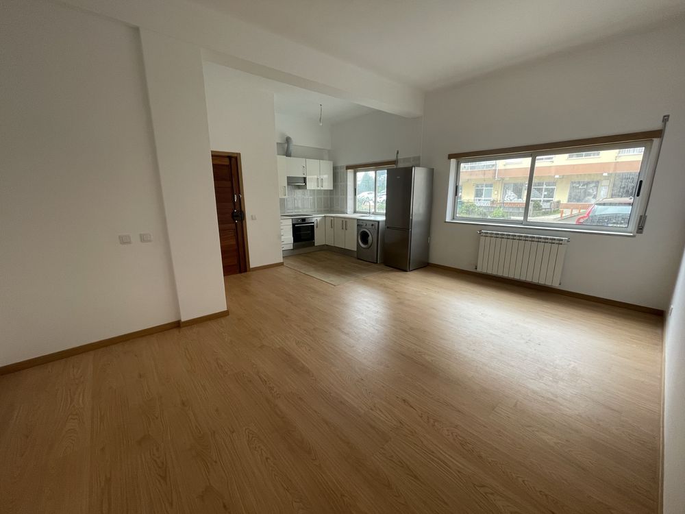 Apartamento T1 - Arrendamento