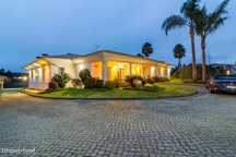 Moradia de Luxo T4 em Cerca, Maceira