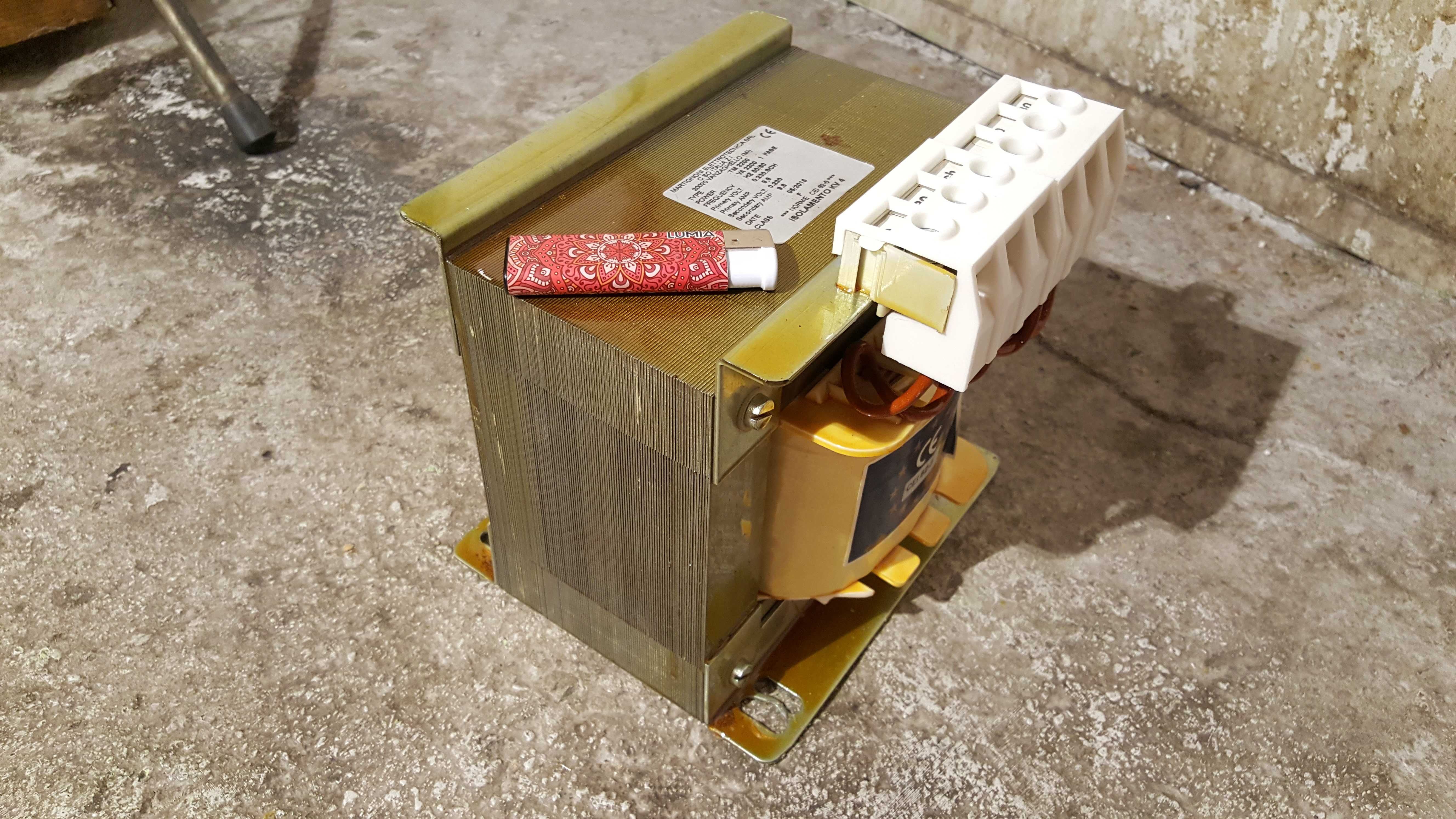 Transformator TM 2200