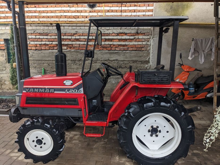 Продам японський мінітрактор Yanmar F20D