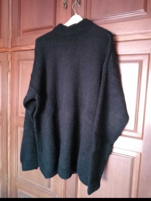 Camisola de Inverno Preta (100% lã, XXL, NOVA)