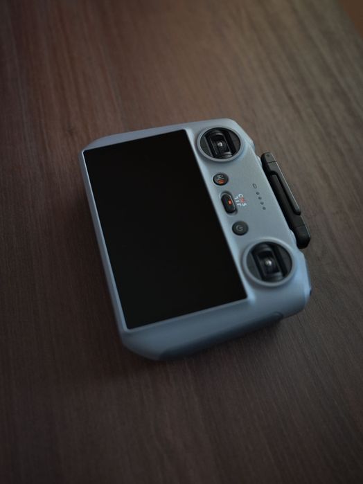 DJI Air 3 Fly More Combo com filtros ND e seguro Care Refresh ativo